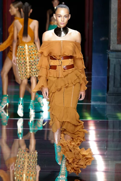 Look 7